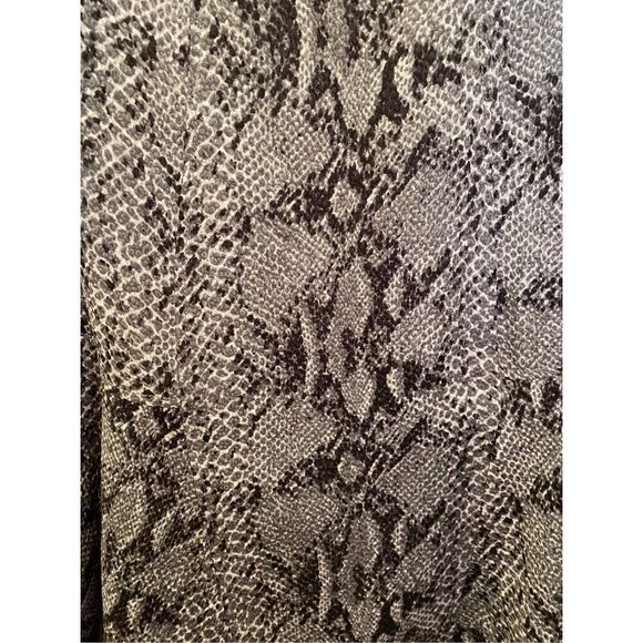 Ann Taylor women’s snake print, tulip skirt midi dress size 14  - Picture 3 of 5